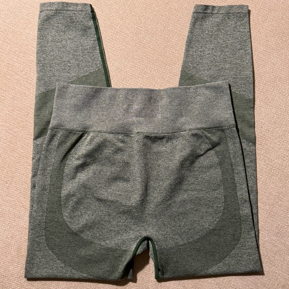 PINK Victoria’s Secret Seamless Olive Green Athletic Leggings